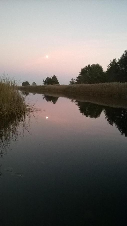 Tihase Puhkemajake Pärnu Exteriér fotografie